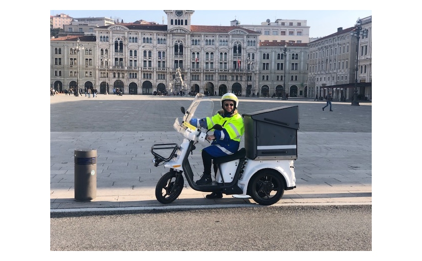 POSTE ITALIANE: TRIESTE, BOOM DI PACCHI NEL PRIMO TRIMESTRE 2026: +24% 43 ASSUNZIONI NEL RECAPITO E LOGISTICA SEMPRE PIÙ GREEN