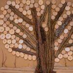 «SUSSURRI NEL BOSCO» I BIMBI, GLI ALBERI E L’ECOLOGIA: inaugurata la mostra artistica presso la scuola dell’infanzia «Maria Forte» di Udine