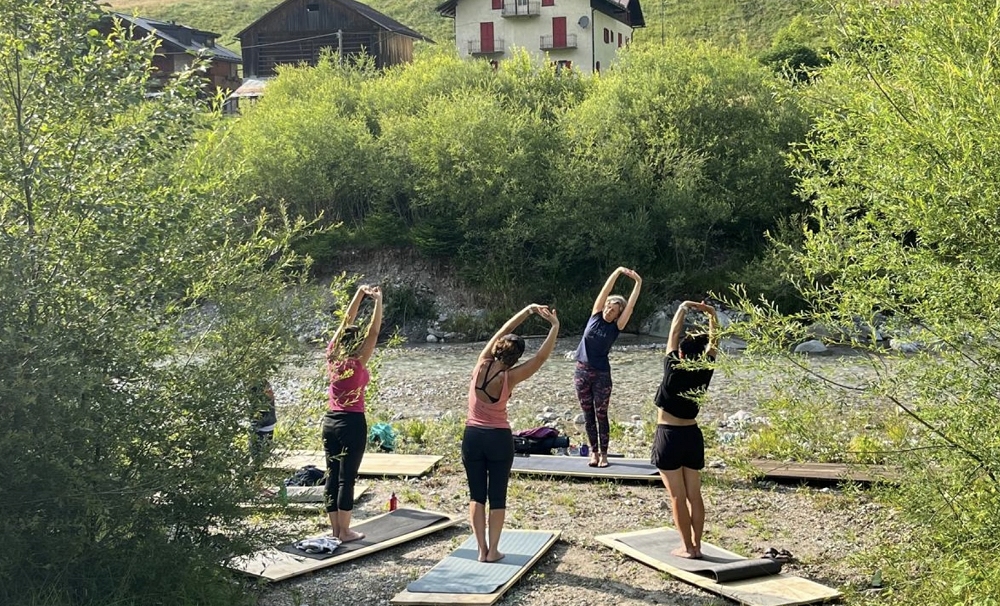 La Settimana dello Yoga da Eirl Dolomites Retreat Sappada, vivere il benessere tra il Piave, le Alpi Carniche e le Dolomiti Pesarine