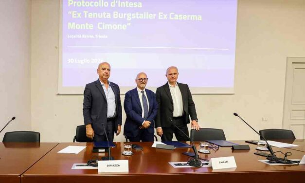 FIRMATO IL PROTOCOLLO D’INTESA TRA COMUNE DI TRIESTE, REGIONE FRIULI VENEZIA GIULIA E AGENZIA DEL DEMANIO PER LA VALORIZZAZIONE DELL’EX CASERMA MONTE CIMONE, A BANNE
