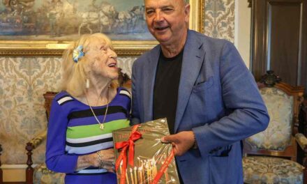 IL SINDACO DIPIAZZA HA RICEVUTO IN SALOTTO AZZURRO ANNA MARIA COCCHI