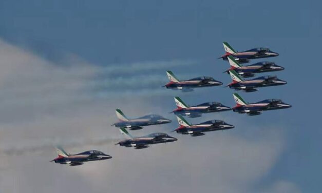 FRECCE TRICOLORI: IL VIDEO DELL’ESIBIZIONE AL LIGNANO AIR SHOW 2026