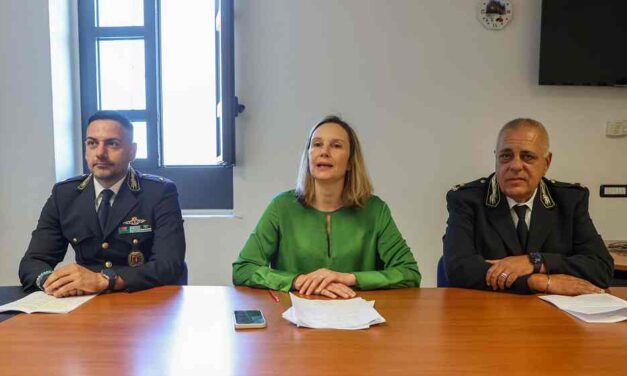MOVIDA, CONTROLLI RAFFORZATI DELLA POLIZIA LOCALE: PIÙ PRESENZA SUL TERRITORIO PER GARANTIRE CONVIVENZA E SICUREZZA