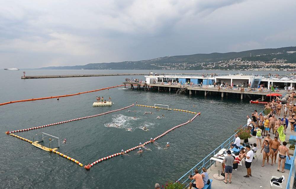PALLANUOTO TRIESTE: “TUTTI PAZZI PER LA PALLANUOTO”