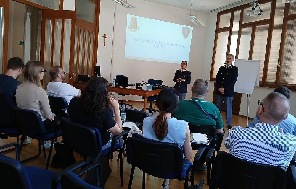 POSTE ITALIANE, A UDINE UNA NUOVA TAPPA DI GUIDA SICURA, IL PROGETTO DEDICATO A CHI OGNI GIORNO LAVORA SULLE NOSTRE STRADE