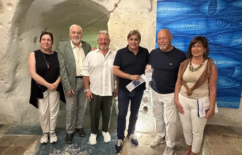 “Solchi Acquei” di Gianni Maran: arte, mare e dialogo per il primo evento a Matera del progetto THALASSA – Rotte di Cultura, Dialogo e Legalità cui partecipa l’Università Popolare di Trieste
