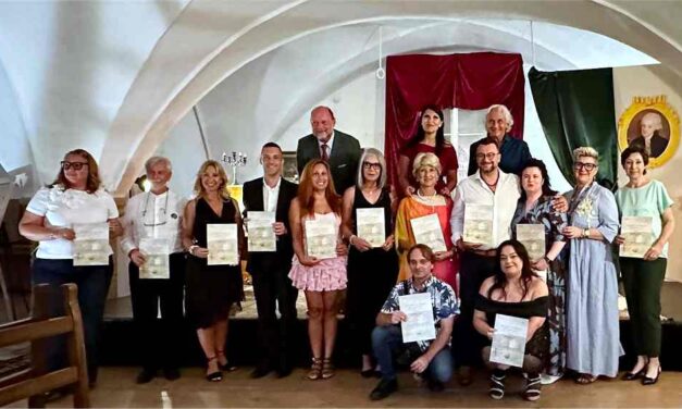 Artisti Italiani al Castello 2026: fotografia, pittura e poesia italiana a Moosburg