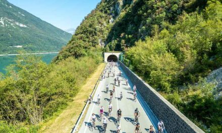 ANCORA UN SUCCESSO DI SOLIDARIETÀ IN ALPAGO: IN 4.201 PER LA 32ª EDIZIONE DEL GIRO DEL LAGO DI SANTA CROCE