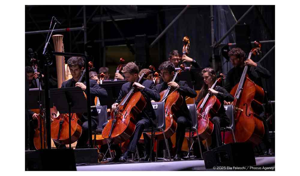 NOTTI DI MEZZA ESTATE: “CELLOS ON THE ROAD” CHIUDE LA RASSEGNA CON UN VIAGGIO IN MUSICA TRA EUROPA, ASIA E AMERICHE