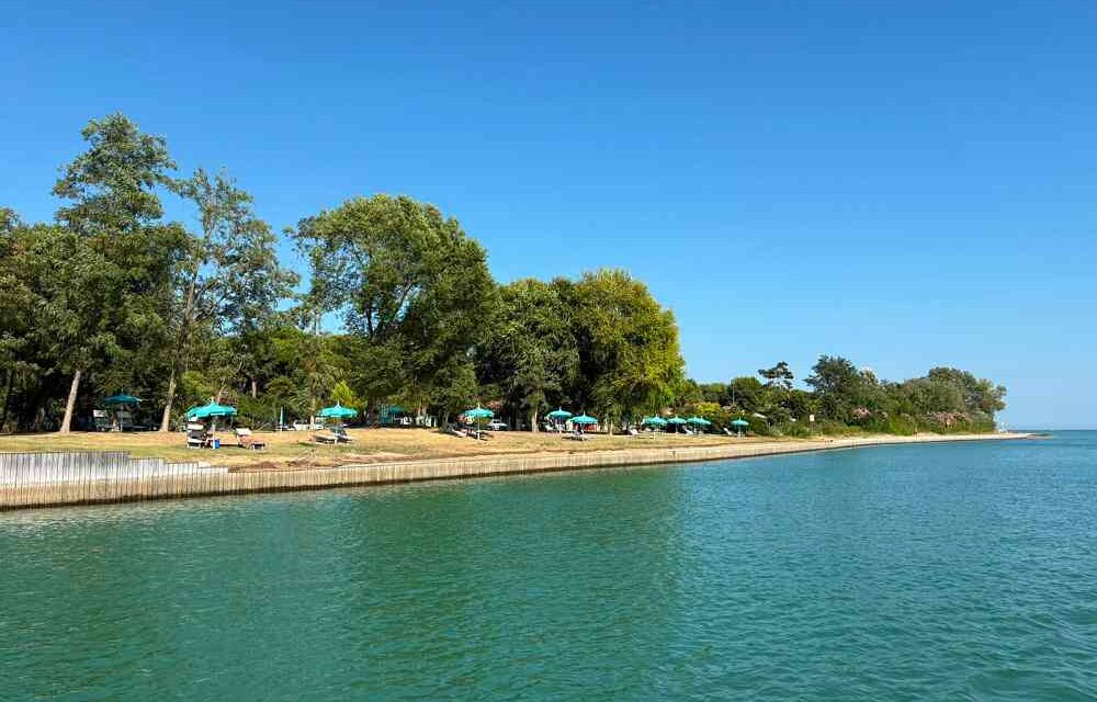 Coastal Design: la plastica del turismo diventa arredo balneare