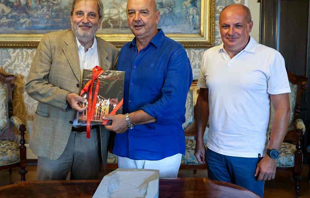 IL SINDACO ROBERTO DIPIAZZA HA RICEVUTO IL PROFESSOR GIOVANNI COMELLI, PRESIDENTE DI ELETTRA SINCROTRONE
