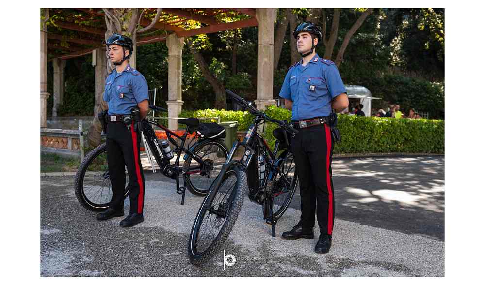 NUOVE E-BIKE IN DOTAZIONE AI CARABINIERI PER IL PATTUGLIAMENTO DEL LUNGOMARE DI BARCOLA