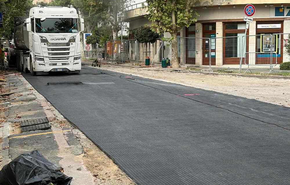 Al via l’asfaltatura di via Roma a Muggia: avanza il cantiere del Fugnan