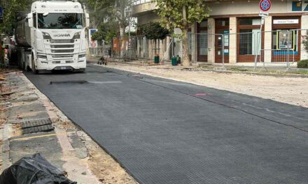 Al via l’asfaltatura di via Roma a Muggia: avanza il cantiere del Fugnan