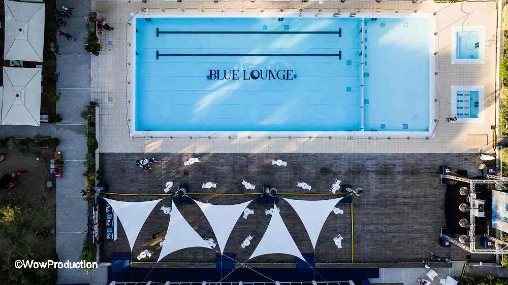 A VENEZIA TORNA, DURANTE IL FESTIVAL DEL CINEMA, IL BLUE LOUNGE, L’HUB D’ECCELLENZA DEL LIDO