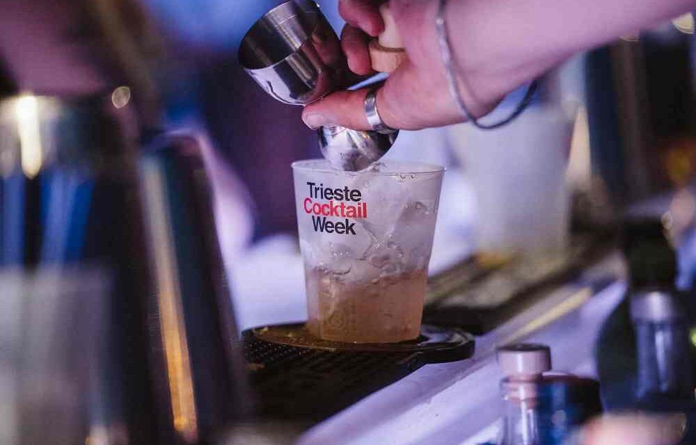 DOMENICA 6 SETTEMBRE IL PRIMO TRIESTE COCKTAIL SHOW IN PIAZZA DELLA BORSA