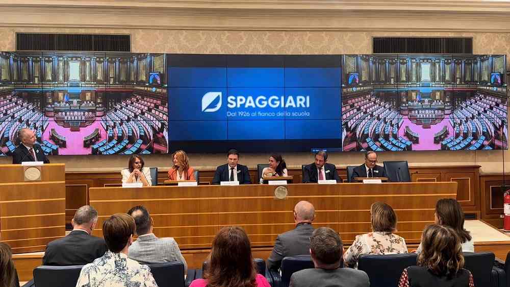 Sette docenti su dieci usano l’AI almeno una volta alla settimana. Ora la sfida è integrarla in modo strutturale nella didattica
