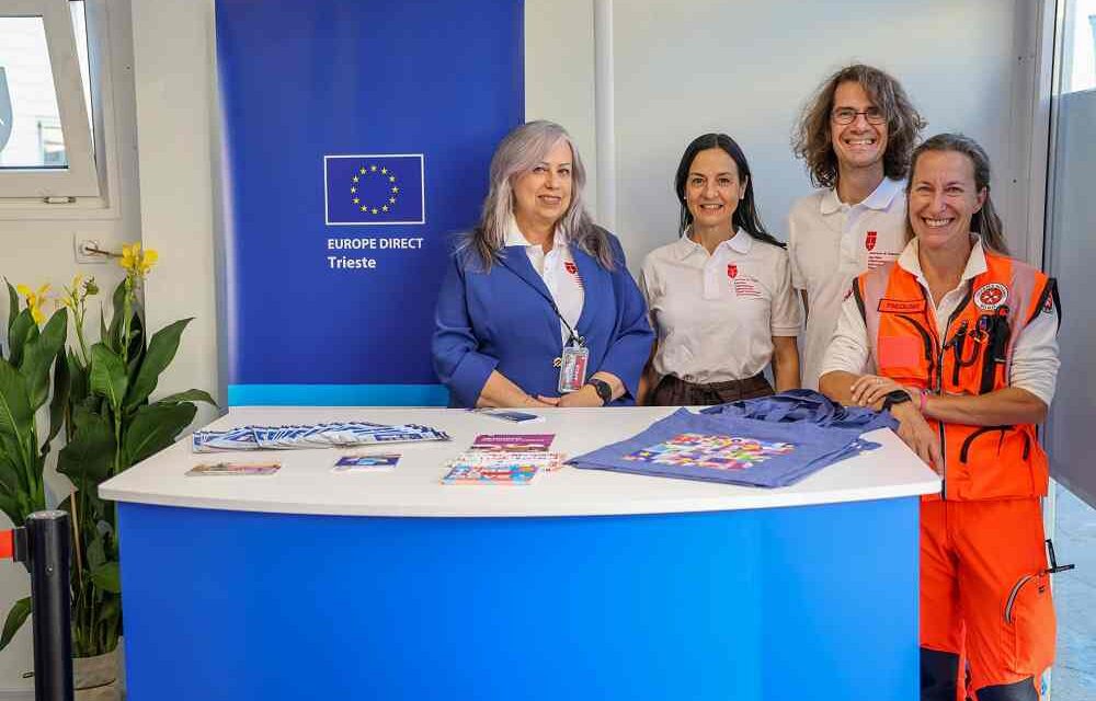 INAUGURATO LO STAND DEL COMUNE DI TRIESTE ALLESTITO AL VILLAGGIO BARCOLANA DI PIAZZA DELL’UNITA’ D’ITALIA FINO ALL’11 OTTOBRE E DEDICATO QUEST’ANNO ALLO SPORT, AL BILANCIO E AL CENTRO EUROPE DIRECT TRIESTE