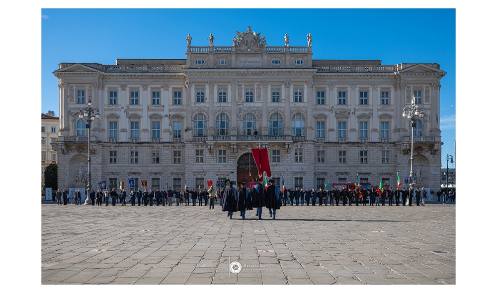 72° Anniversario del ritorno di Trieste all’Italia: alzabandiera ufficiale con la Fanfara della 1ª Regione Aerea dell’Aeronautica Militare