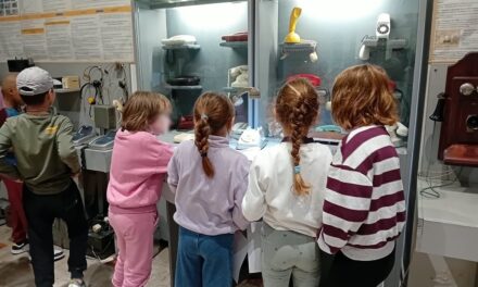 AL MUSEO POSTALE E TELEGRAFICO DELLA MITTELEUROPA DI POSTE ITALIANE VISITA DEI BAMBINI DELL’ISTITUTO COMPRENSIVO MARCO POLO DI TRIESTE