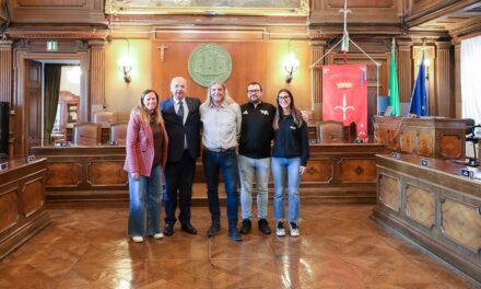 RICEVUTI IN MUNICIPIO GLI ATLETI DELLA TERGESTE NUOTO ALTURA