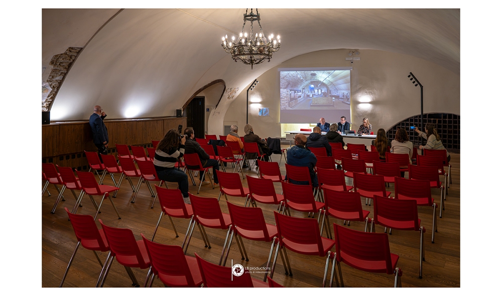 PRESENTATA ALLA PRESENZA DEL SINDACO DIPIAZZA LA NUOVA SALA CONFERENZE DEL BASTIONE LALIO AL CASTELLO DI SAN GIUSTO