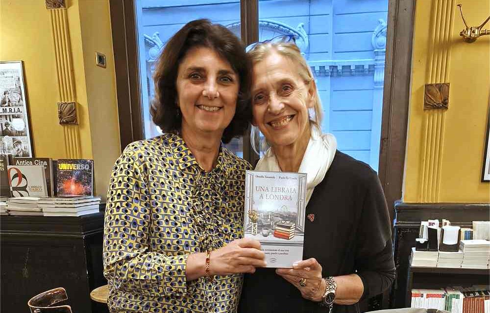 ALL’ANTICO CAFFÈ SAN MARCO ORNELLA TARANTOLA E PAOLA DE CAROLIS HANNO PRESENTATO “UNA LIBRAIA A LONDRA”, IL RICORDO DI UNA CITTÀ ATTRAVERSO UN LIBRO