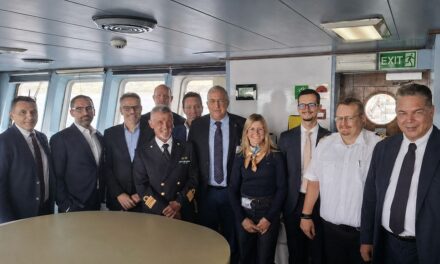RADDOPPIO AUTOSTRADA DEL MARE DFDS TRIESTE-DAMIETTA: CERIMONIA A BORDO DELLA M/N ARK FUTURA PER L’AVVIO DEL SERVIZIO