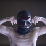 “Povero diavolo – Mal detto Arlecchino”: alla “Sala Bartoli” del teatro Rossetti di Trieste, Arlecchino non ha ancora finito di morire