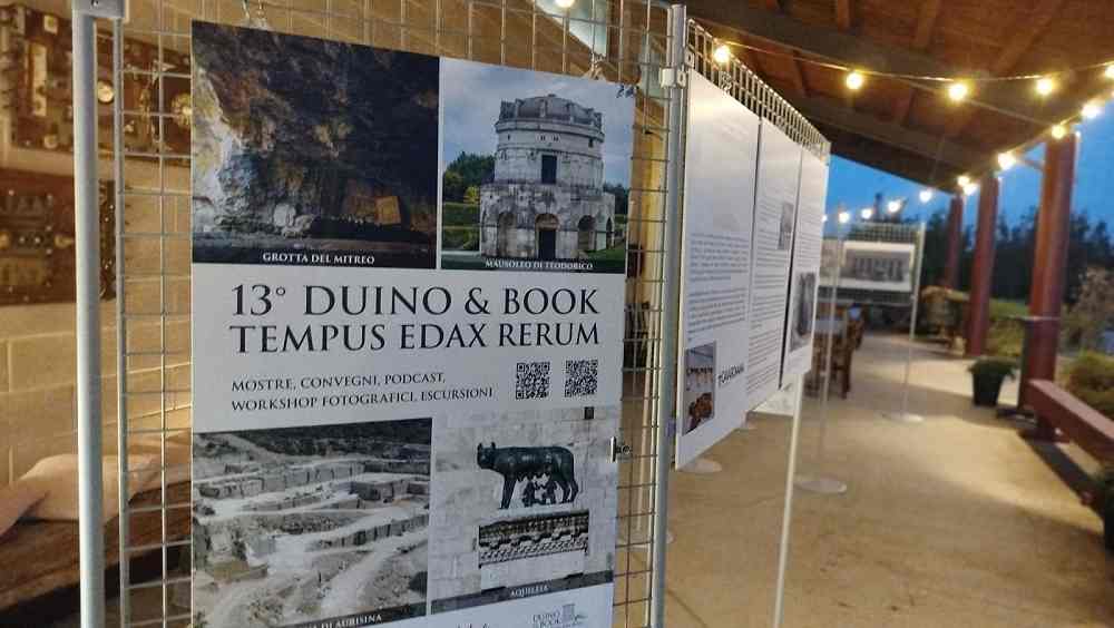 DUINOBOOK – TEMPUS EDAX RERUM: DOPO RAVENNA, LA PIETRA DI AURISINA APPRODA AD AQUILEIA
