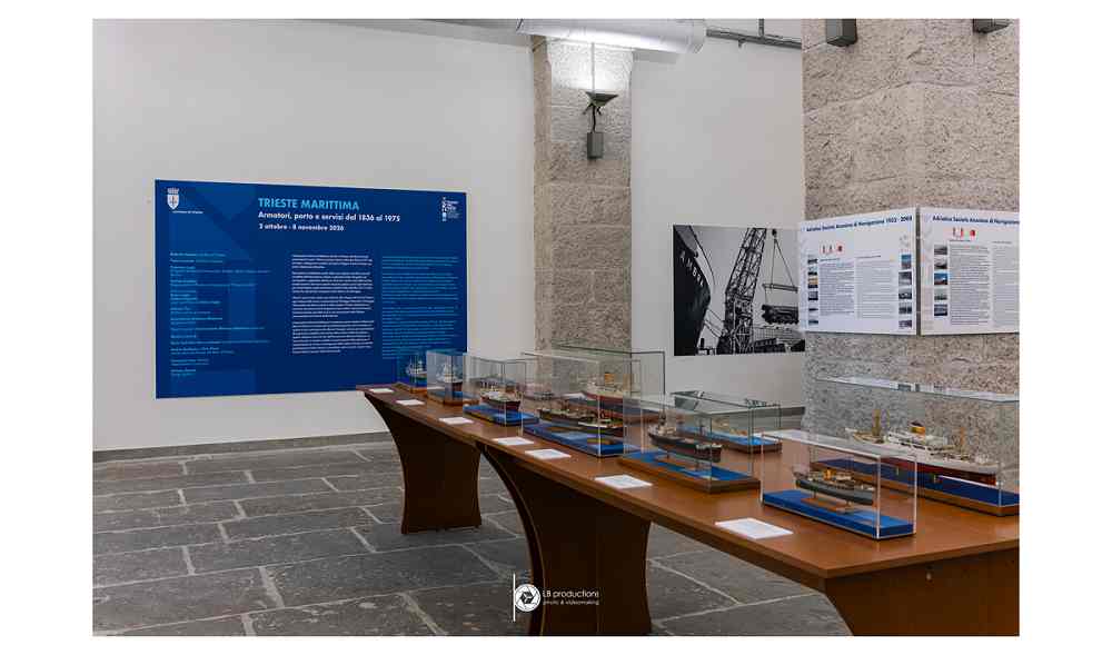 PRESENTATA AL MAGAZZINO 26 IN PORTO VECCHIO – PORTO VIVO LA MOSTRA”TRIESTE MARITTIMA. ARMATORI, PORTO E SERVIZI DAL 1836 AL 1975”