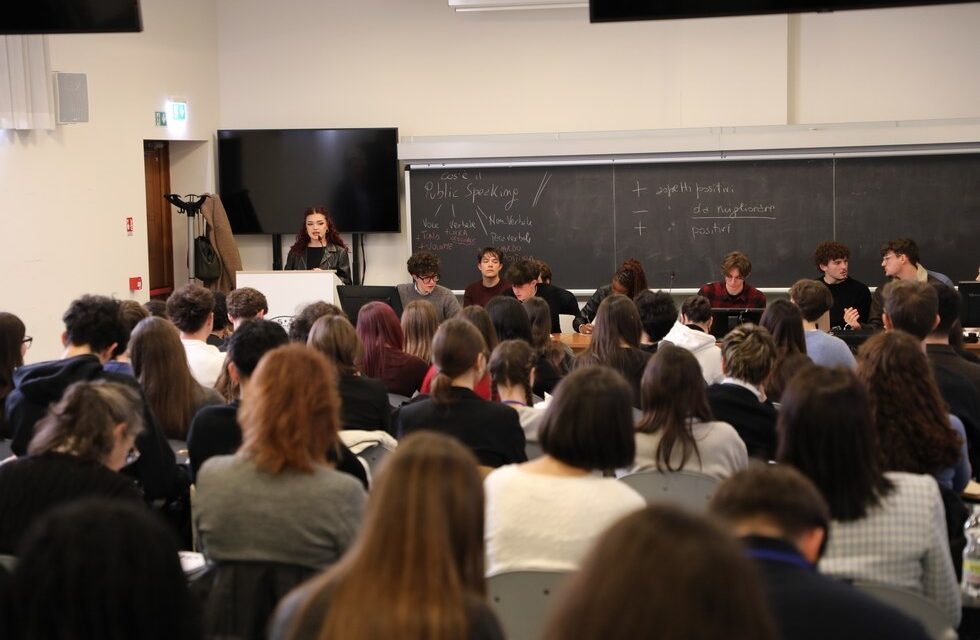 SFIDA DIALETTICA FRA 42 STUDENTI DI NOVE ISTITUTI SCOLASTICI ALLA SCUOLA SUPERIORE “DI TOPPO WASSERMANN”