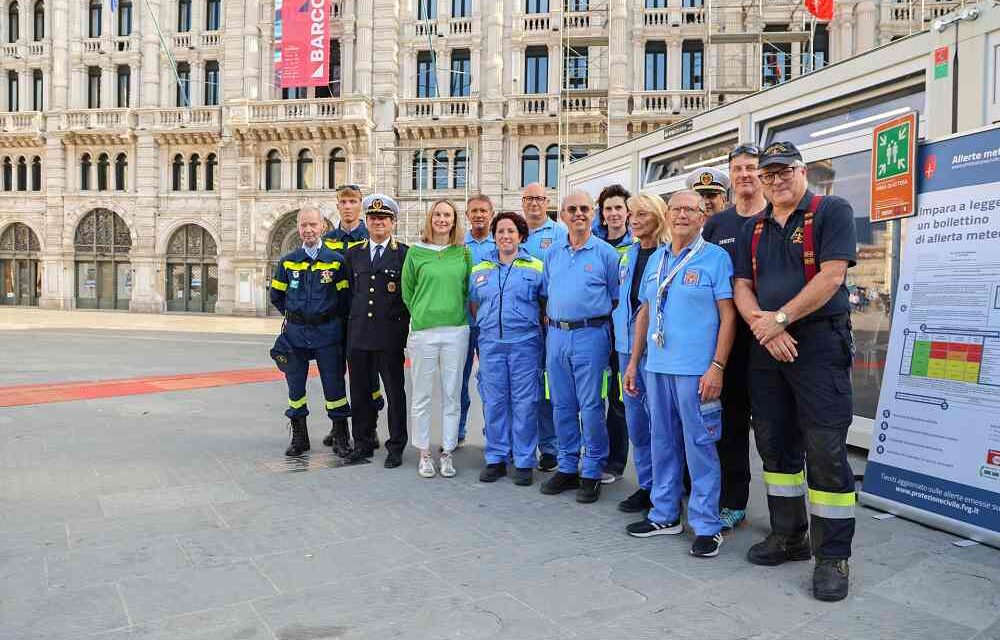 VOLONTARI COMUNALI DELLA PROTEZIONE CIVILE AL VILLAGGIO BARCOLANA: INFORMAZIONE E PREVENZIONE ALLO STAND DEL COMUNE DI TRIESTE